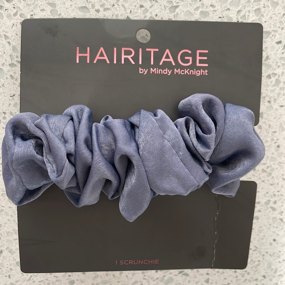 NWT HAIRITAGE satin scrunchie